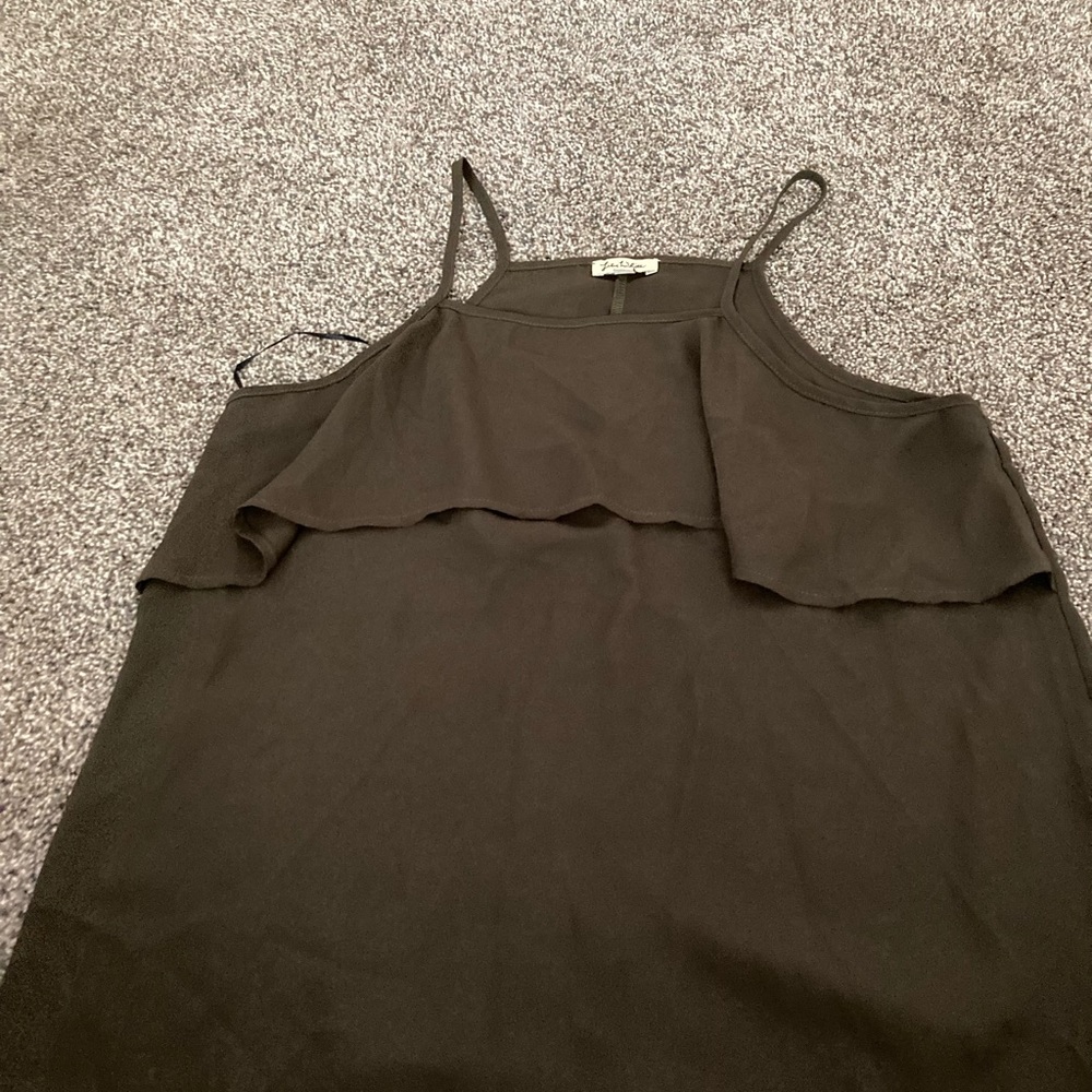 Great shirt to wear on a date size small